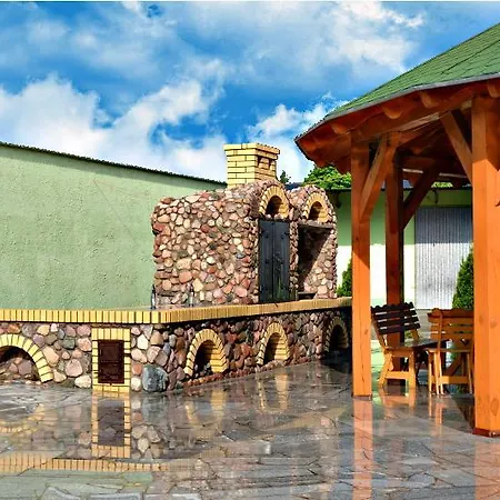 招待所 Dworek Zacisze 3*