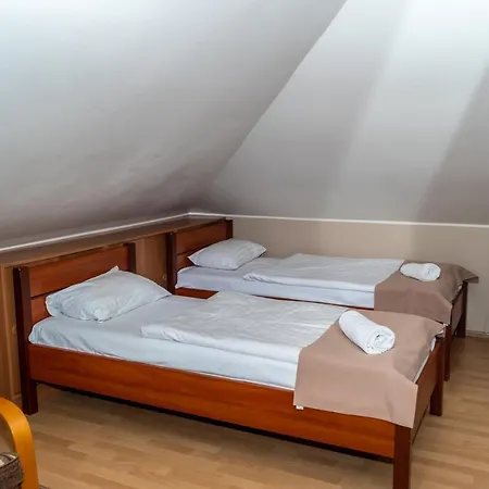 招待所 Dworek Zacisze