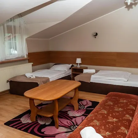 招待所 Dworek Zacisze Września